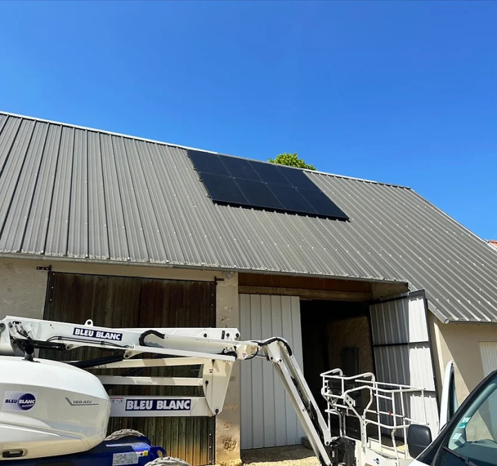 Installation de panneaux photovoltaïques Indre